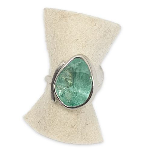 Platinring mit Turmalin